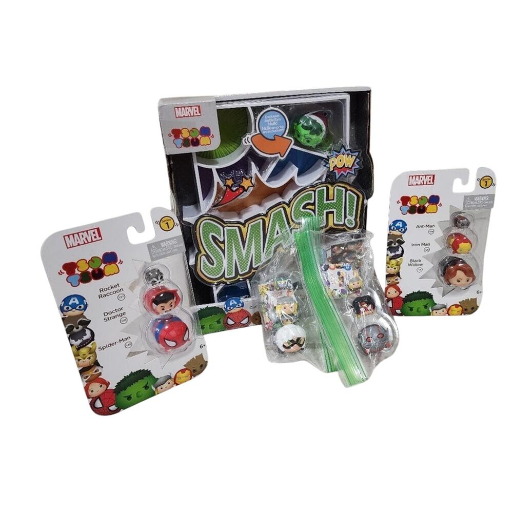 Marvel Tsum Tsum Comic Box Display and 12 Toy Figures new!!
